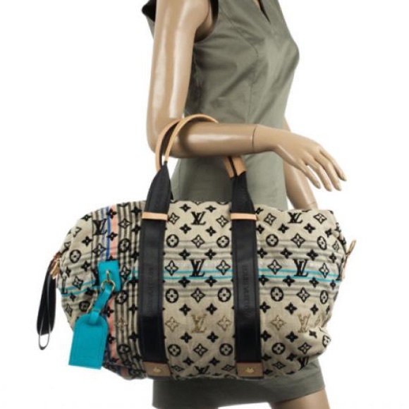 Louis Vuitton Handbags - 💎✨STUNNING ✨💎 limited edition Louis Vuitton large duffle